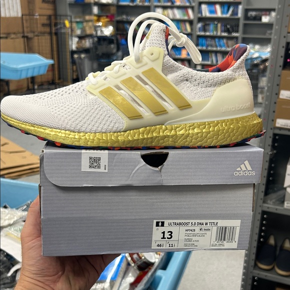Adidas Ultraboost 5.0 DNA White and Gold Shoes - Picture 1 of 5